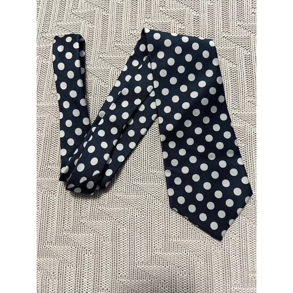 Vintage Burberrys navy polka dot silk tie